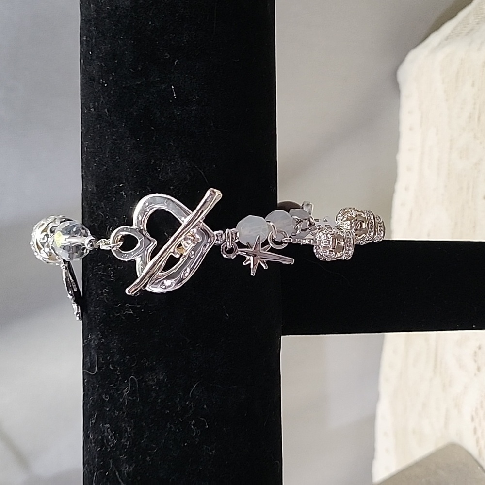 Women's EUC Silver Color Religious Charm Bracelet